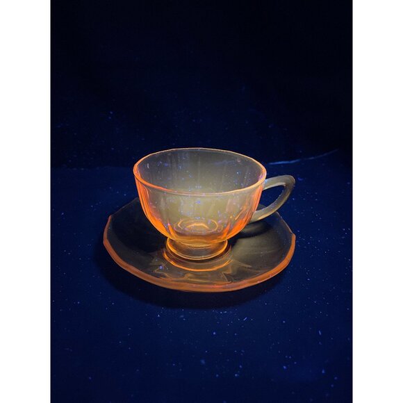 Vintage Amber Depression Glass Fostoria “Fairfax” Tea Cup & Saucer Set | circa 1 - Picture 1 of 9